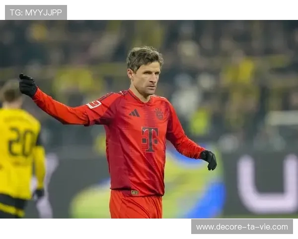 曼联关注斯图加特中场施蒂勒 计划引援加固中场实力 曼联关注斯图加特中场施蒂勒 计划引援加固中场实力