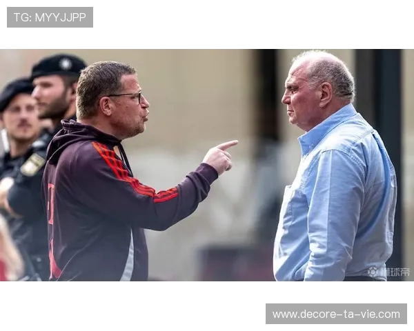 赫内斯与埃贝尔握手被解读为支持后者主导莱比锡对决 赫内斯与埃贝尔握手被解读为支持后者主导莱比锡对决