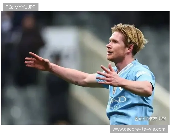 霍伊伦谈10打11困境 德布劳内尊重教练决定全力以赴 霍伊伦谈10打11困境 德布劳内尊重教练决定全力以赴