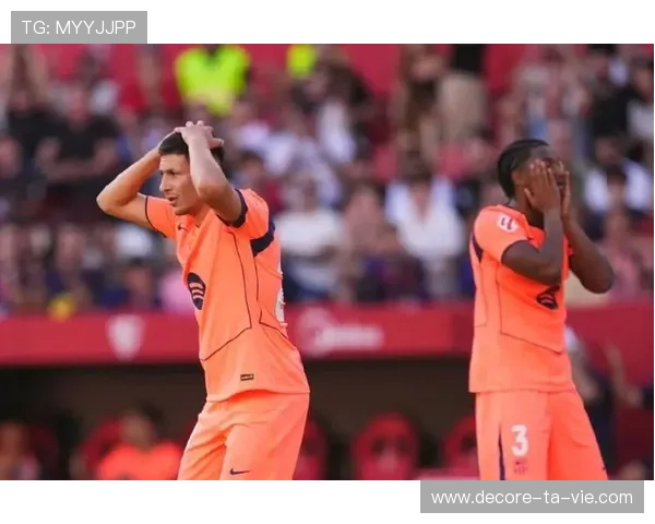 巴萨遭联赛首败塞维利亚大胜拉什福德破门莱万罚失点球 巴萨遭联赛首败塞维利亚大胜拉什福德破门莱万罚失点球