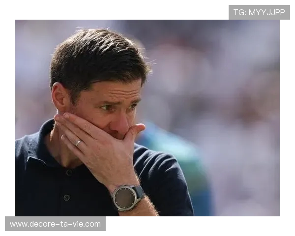 阿隆索错失执教皇社良机因阿尔瓜西尔出色带队成绩引热议 阿隆索错失执教皇社良机因阿尔瓜西尔出色带队成绩引热议